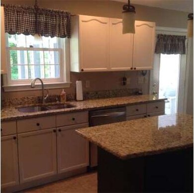 22 Coachmans Ln, Haverhill, MA 01832 - photo 3