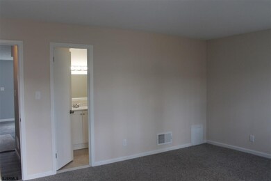 4824 Brecknock Ct, Mays Landing, NJ 08330 - photo 5