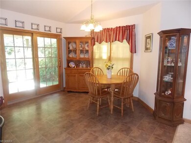 607 Sparrow Way, Wadsworth, OH 44281 - photo 4