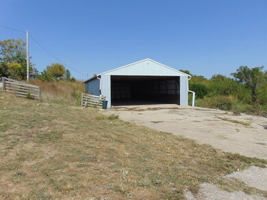 245 Huffman Rd, Harrodsburg, KY 40330 - photo 3