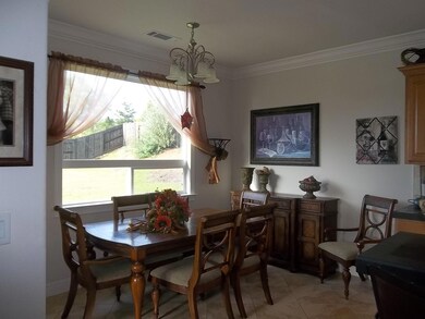 2096 Hedgerow Ave, Redding, CA 96003 - photo 6