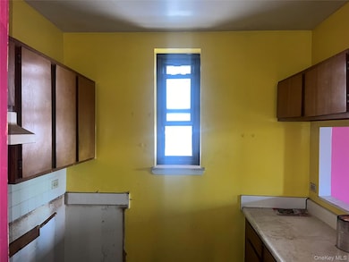 18 E 132nd St unit 3A, New York, NY 10037 - photo 5