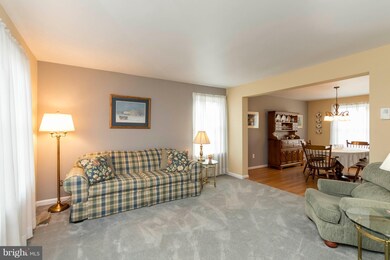 5786 Victor Dr, Sykesville, MD 21784 - photo 7