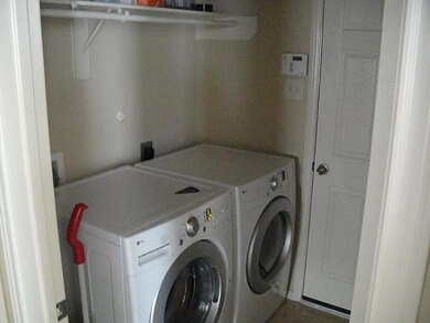 6031 Lynwood Banks Ln, Houston, TX 77092 - photo 4