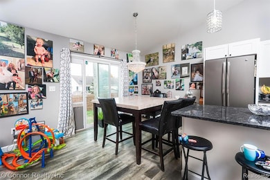 2007 Edward Ln E, Kimball, MI 48074 - photo 6