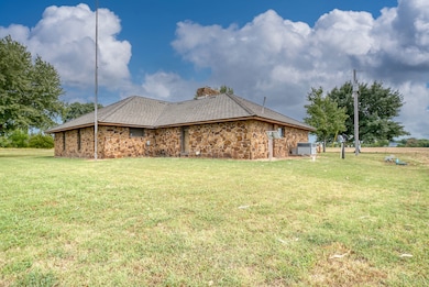 9245 Us-177, Braman, OK 74632 - photo 4