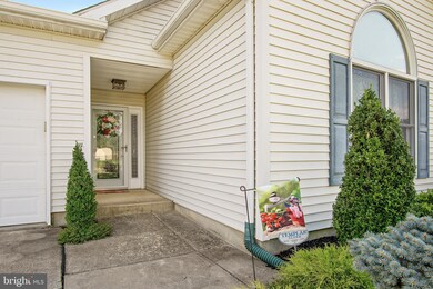 13 Charles Dr, New Castle, DE 19720 - photo 2