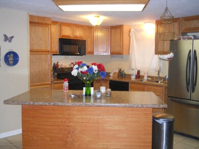1366 Sage Ct 004