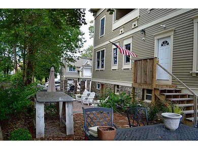 34 Mount Vernon St unit 2, Newport, RI 02840 - photo 4