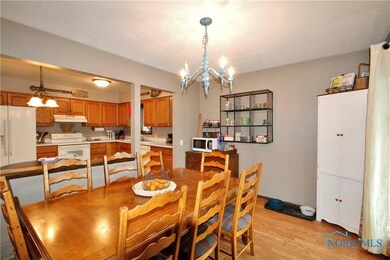 6055 Peppermill Dr, Sylvania, OH 43560 - photo 7