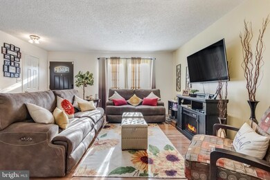 1028 Karen Blvd, Capitol Heights, MD 20743 - photo 4