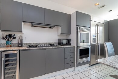 2743 N Greenview Ave unit 2, Chicago, IL 60614 - photo 5