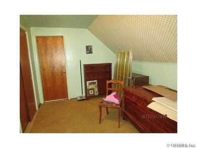 Bonus room.