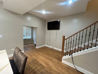 8228 S Clyde Ave, Chicago, IL 60617 - photo 7