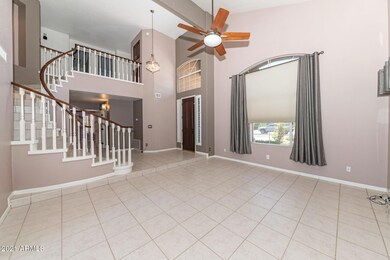 2424 E Goldenrod St-7