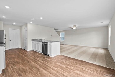 *Photos are representative of home to be built. Co