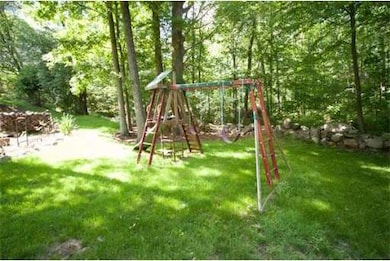 7 Sarsenstone Way, Southborough, MA 01772 - photo 3