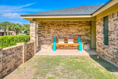 1204 Gregory Dr, San Angelo, TX 76905 - photo 5