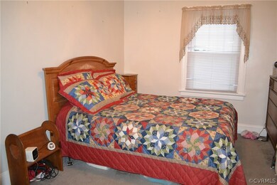 Main Level Master Suite with Access to Full Bathroom