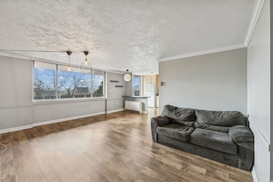 87 W 300 N unit 302, Salt Lake City, UT 84103 - photo 4