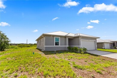 538 David Cir, Labelle, FL 33935 - photo 4