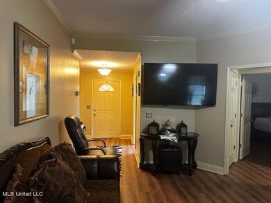 490 Glenwood Cove, Byram, MS 39272 - photo 5