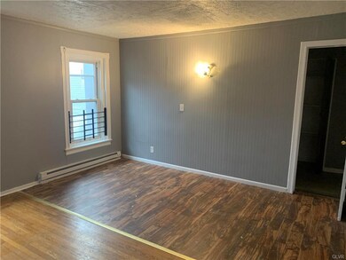 446 N 10th St unit 1, Allentown, PA 18102 - photo 3