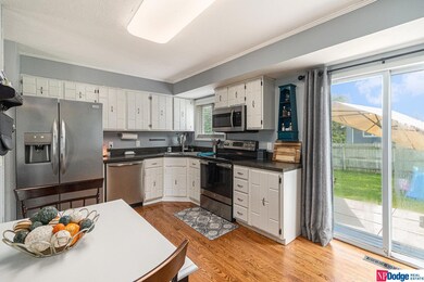 12911 Browne St, Omaha, NE 68164 - photo 7