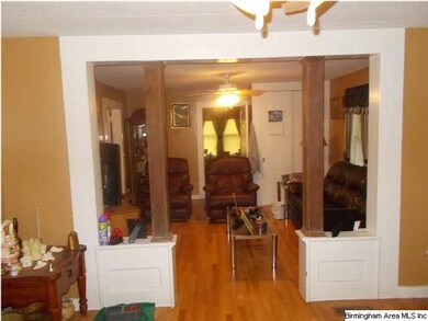 HARDWOOD FLOORS IN LIVING AREA