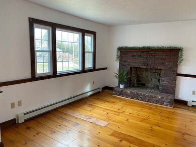 325 River St, Halifax, MA 02338 - photo 2