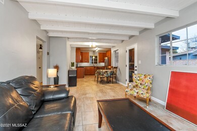 Greatroom 2732 N Gill Av 85719