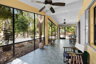 Extra Large Screened Porch