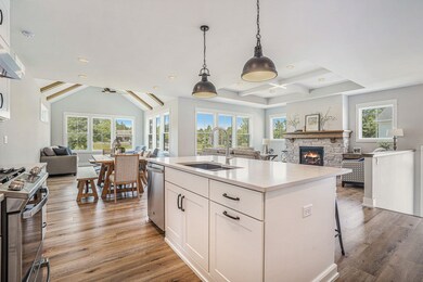 Kitchen, Living Room