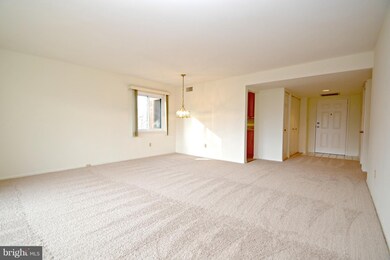 2903 Fallstaff Rd unit 402, Baltimore, MD 21209 - photo 6