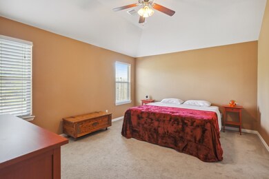 28538 Lockeridge Springs Dr, Spring, TX 77386 - photo 6