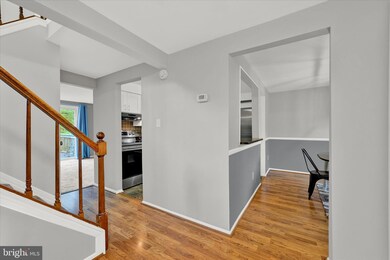 16 Hapsburg Ct, Parkville, MD 21234 - photo 2