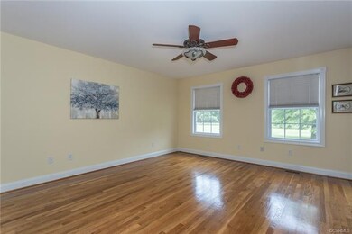 6647 W Quaker Rd, Disputanta, VA 23842 - photo 5
