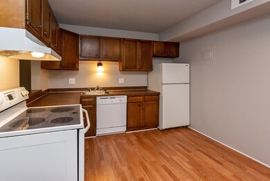 1110 E 6th St 9-11