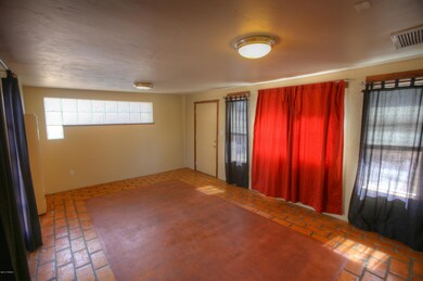 1040 E Edison St unit 2, Tucson, AZ 85719 - photo 4