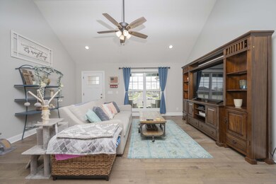 306 Rose Ln, Shelbyville, TN 37160 - photo 7