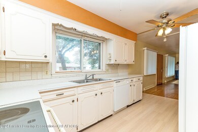 3718 Weger Place, Lansing, MI 48910 - photo 7