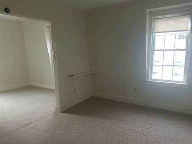 25 Portland Ave unit 6, Dover, NH 03820 - photo 3