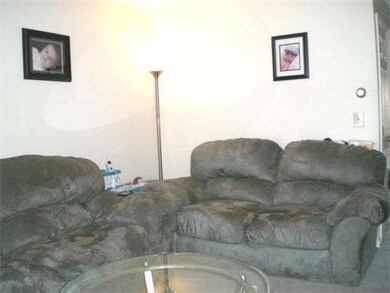 115 Tennis Plaza Rd unit 1, Dracut, MA 01826 - photo 7