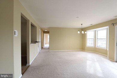 108 Lowell Ct unit 8, Princeton, NJ 08540 - photo 5
