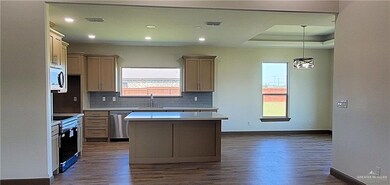 1605 Stardust Ln, Edinburg, TX 78541 - photo 5