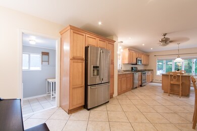 1088 Wilson Rd, Fall River, MA 02720 - photo 5