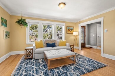 7 Sherwood St, Roslindale, MA 02131 - photo 4