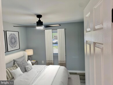 29961 Ronald Dr, Mechanicsville, MD 20659 - photo 4