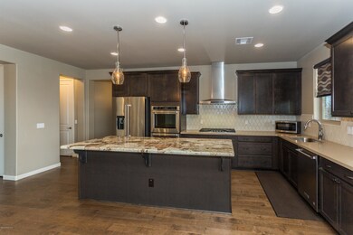 004_Kitchen