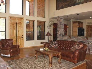 004_FRONT ENTRY